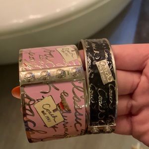 coach bangles